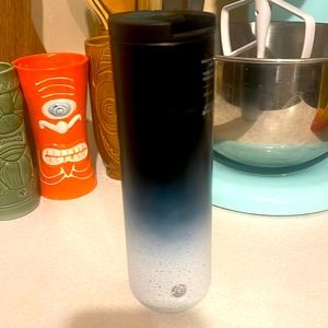 NWT Starbucks Tumbler ☕️❤️😎